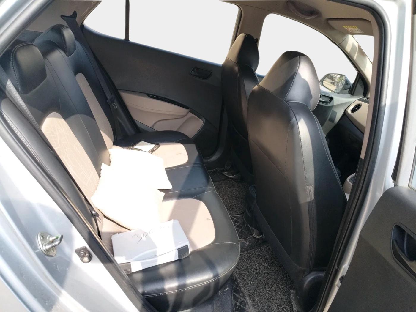 2019 Hyundai Grand i10 MAGNA 1.2 KAPPA VTVT, Petrol, Manual, 42,100 km, interior