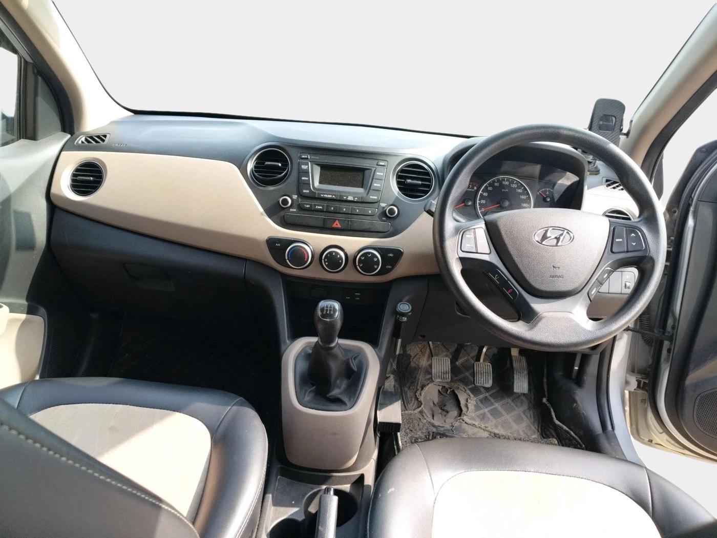 2019 Hyundai Grand i10 MAGNA 1.2 KAPPA VTVT, Petrol, Manual, 42,100 km, interior