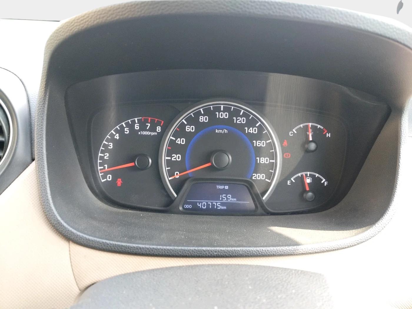 2019 Hyundai Grand i10 MAGNA 1.2 KAPPA VTVT, Petrol, Manual, 42,100 km, interior