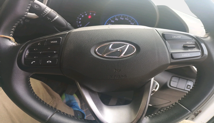 2019 Hyundai VENUE SX 1.0 TURBO, Petrol, Manual, 70,327 km, interior