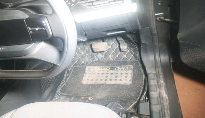 2024 Tata Curvv Pure Plus 1.2 Petrol 7DCA, Petrol, Automatic, 5,037 km, interior