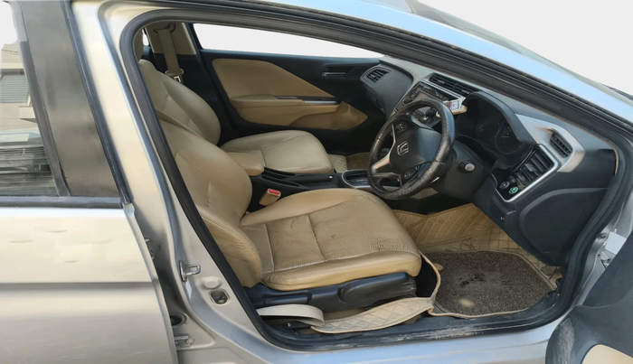 2016 Honda City 1.5L I-VTEC VX CVT, Petrol, Automatic, 1,09,573 km, interior