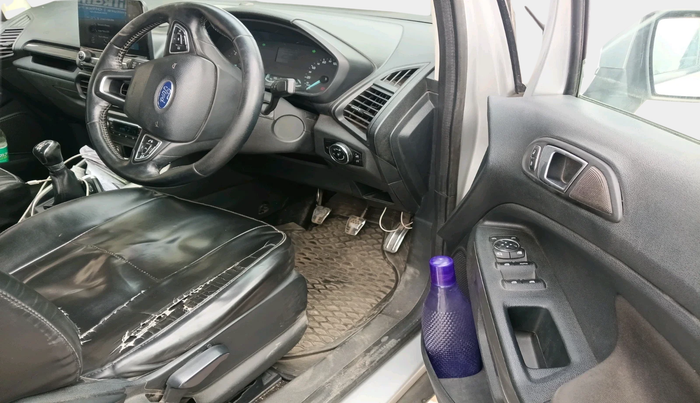 2018 Ford Ecosport TITANIUM 1.5L DIESEL, Diesel, Manual, 2,05,903 km, interior