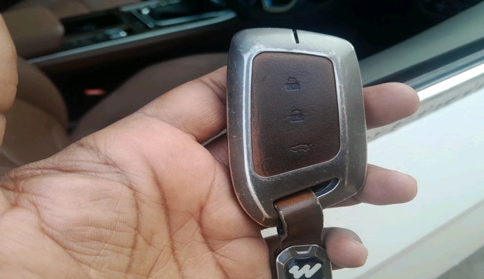 2023 MG HECTOR PLUS SHARP PRO 1.5 PETROL TURBO CVT 6 STR, Petrol, Automatic, 24,268 km, interior