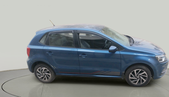 2017 Volkswagen Polo COMFORTLINE 1.2L, Petrol, Manual, 54,286 km, exterior