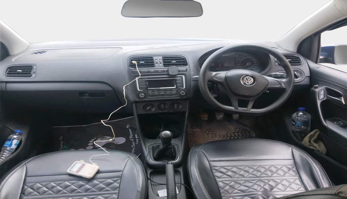 2017 Volkswagen Polo COMFORTLINE 1.2L, Petrol, Manual, 54,286 km, interior