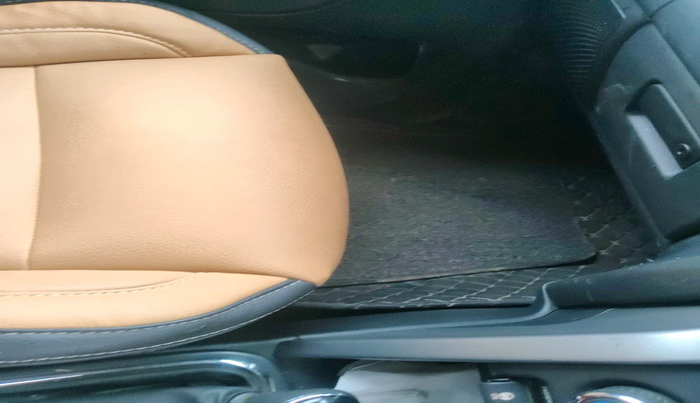 2022 Mahindra Thar LX D AT 4WD HT, Diesel, Automatic, 75,666 km, interior