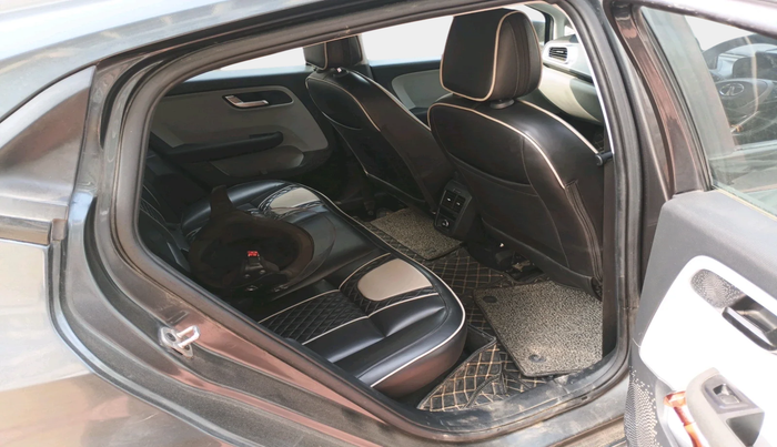 2020 Tata ALTROZ XZ PETROL, Petrol, Manual, 24,512 km, interior