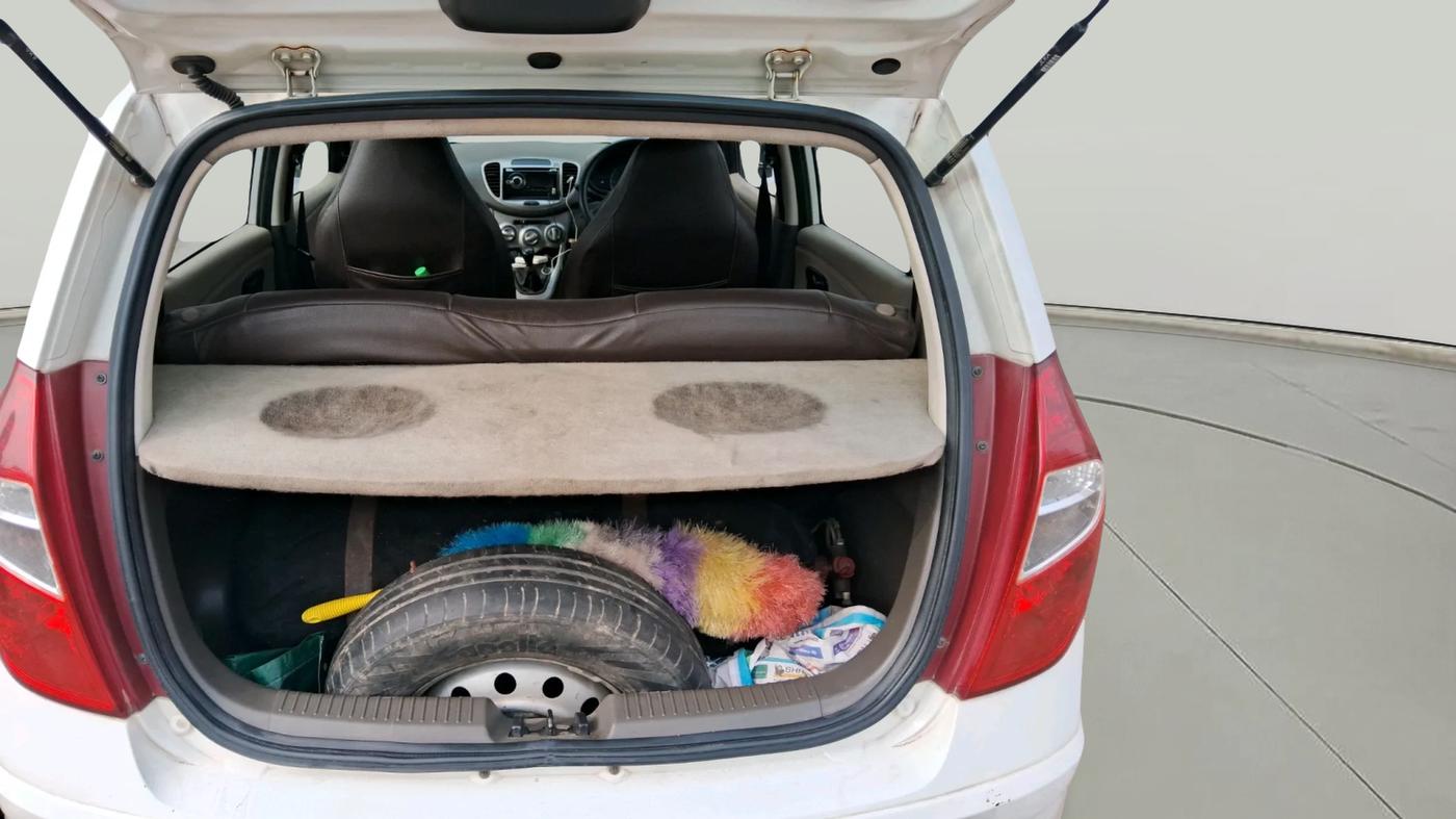 2014 Hyundai i10 MAGNA 1.1, CNG, Manual, 1,66,091 km, exterior