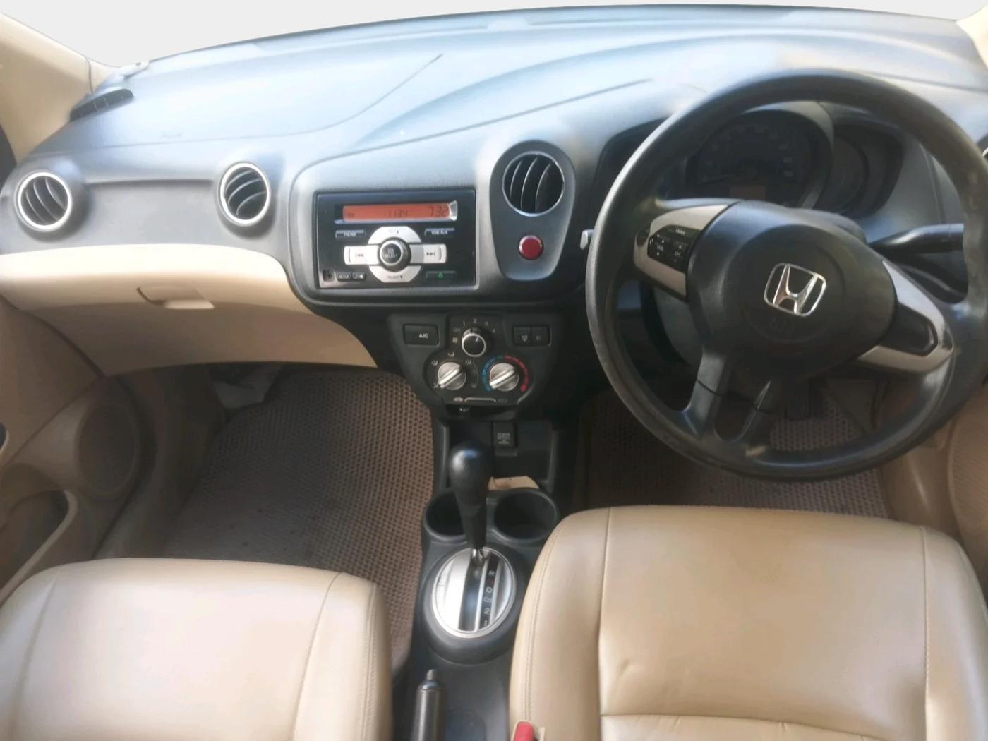 2015 Honda Brio VX AT, Petrol, Automatic, 56,253 km, interior