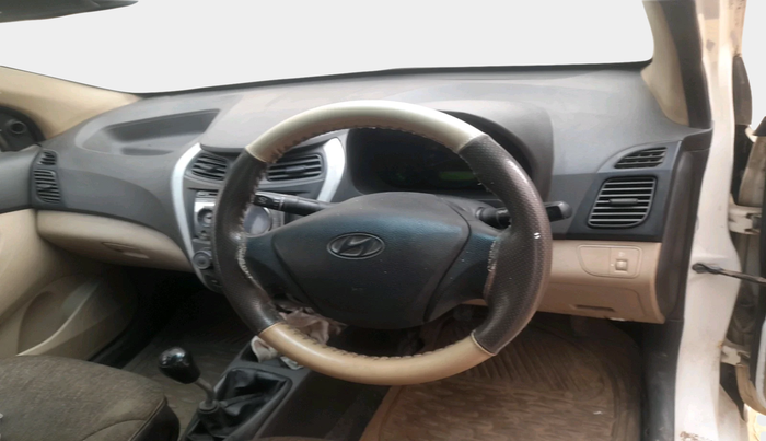 2013 Hyundai Eon ERA +, Petrol, Manual, 52,992 km, interior