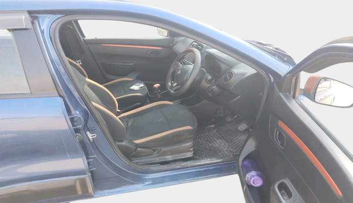 2018 Renault Kwid CLIMBER 1.0, Petrol, Manual, 67,345 km, interior