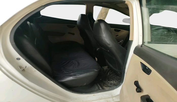 2015 Hyundai Eon MAGNA +, Petrol, Manual, 71,193 km, interior