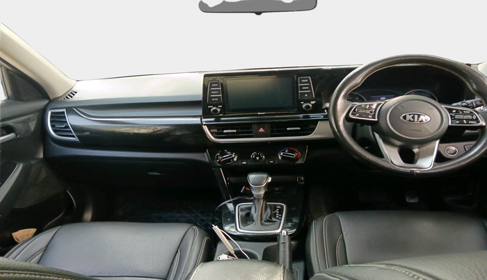 2020 KIA SELTOS HTK PLUS AT 1.5 DIESEL, Diesel, Automatic, 5,045 km, interior