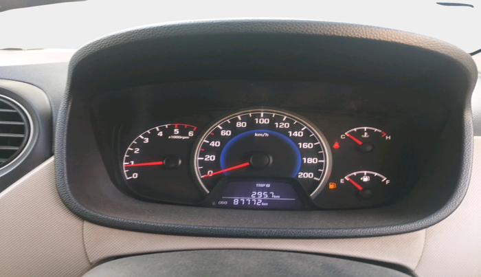 2017 Hyundai Grand i10 SPORTZ (O) 1.2 U2 CRDI, Diesel, Manual, 87,772 km, interior