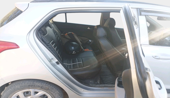 2017 Hyundai Grand i10 SPORTZ (O) 1.2 U2 CRDI, Diesel, Manual, 87,772 km, interior