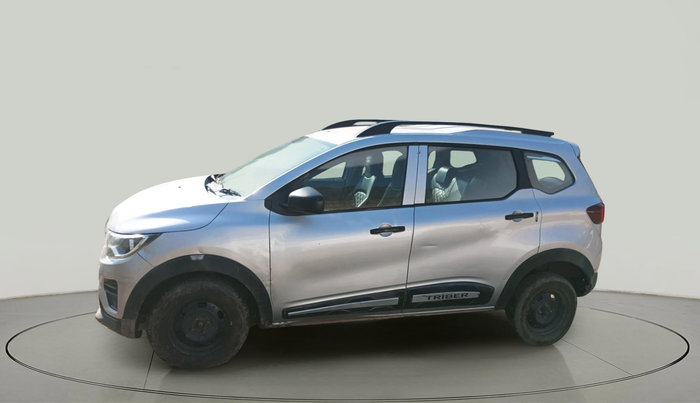 2022 Renault TRIBER RXE MT, Petrol, Manual, 94,999 km, exterior