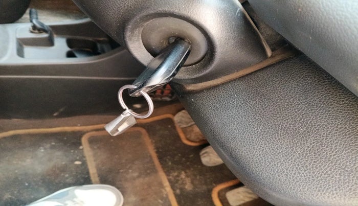 2018 Renault Kwid RXT 0.8 (O), Petrol, Manual, 79,831 km, interior