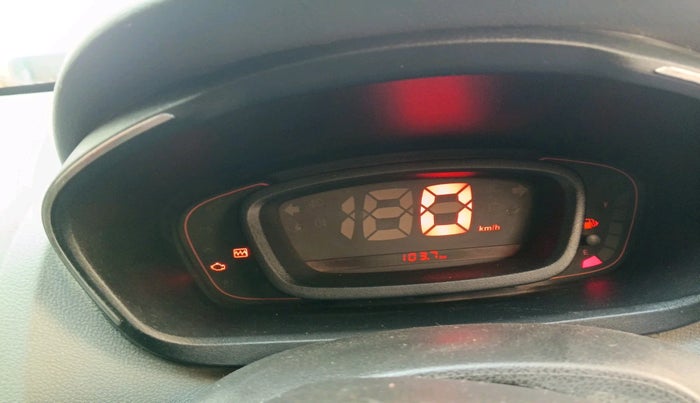 2018 Renault Kwid RXT 0.8 (O), Petrol, Manual, 79,831 km, interior