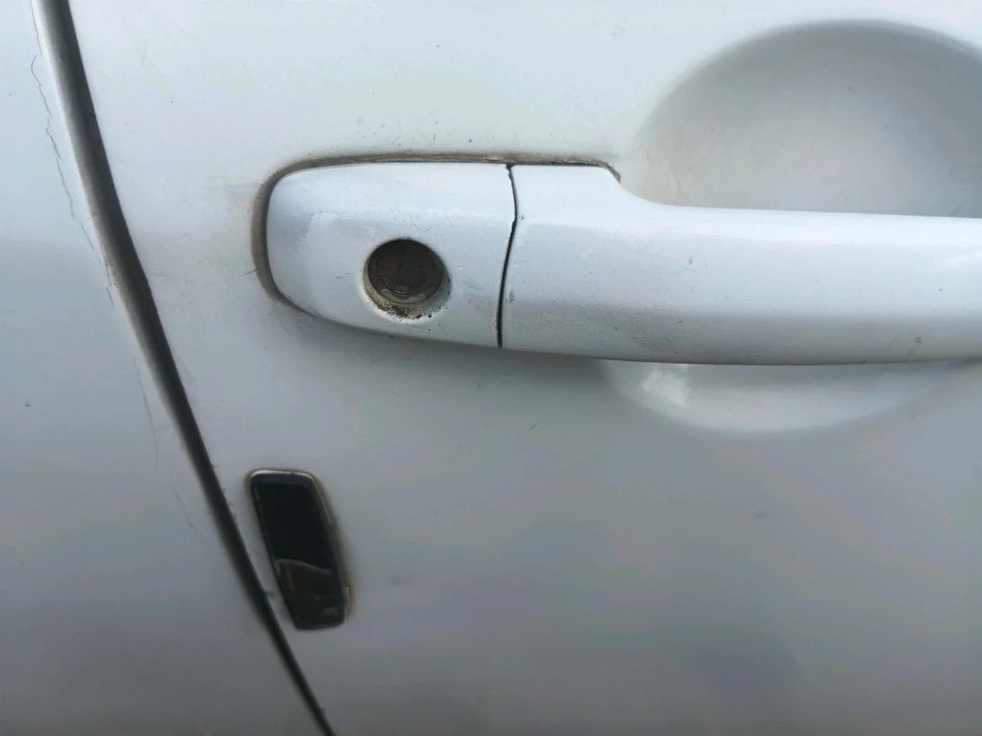2011 Maruti Swift VXI, Petrol, Manual, 1,03,195 km, interior