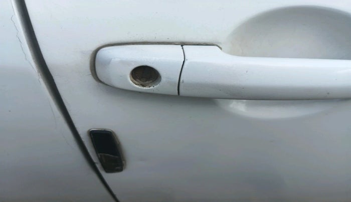 2011 Maruti Swift VXI, Petrol, Manual, 1,03,195 km, interior