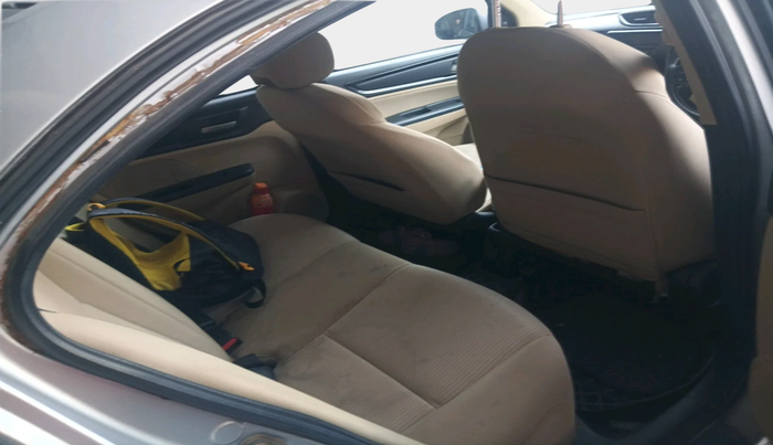 2018 Honda Amaze 1.5L I-DTEC V CVT, Diesel, Automatic, 1,28,859 km, interior