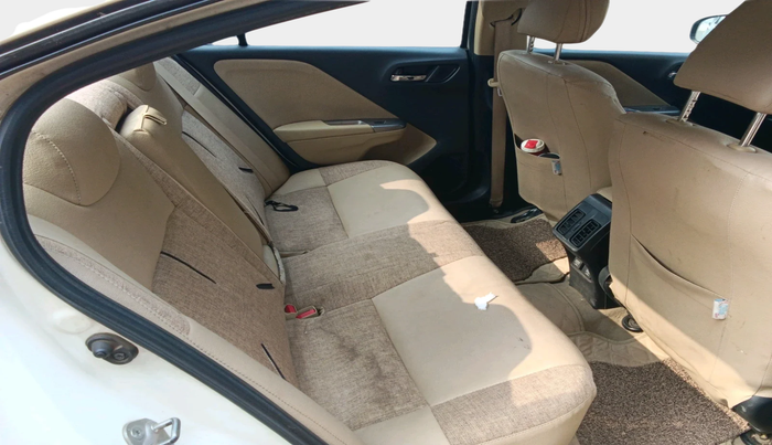 2014 Honda City 1.5L I-VTEC V MT, Petrol, Manual, 1,06,438 km, interior