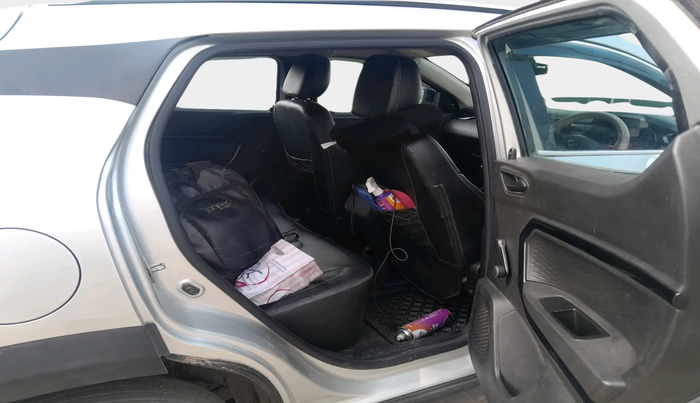 2022 Renault Kiger RXE MT, Petrol, Manual, 73,851 km, interior