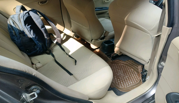 2015 Honda Amaze 1.2L I-VTEC S, Petrol, Manual, 1,16,268 km, interior