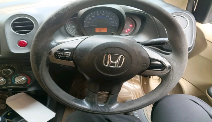 2015 Honda Amaze 1.2L I-VTEC S, Petrol, Manual, 1,16,268 km, interior