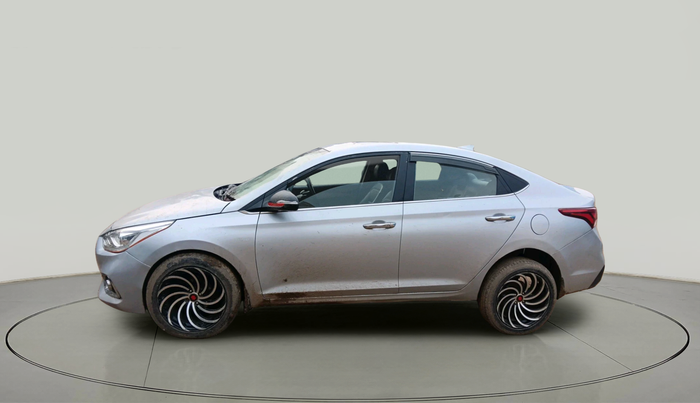 2017 Hyundai Verna 1.6 CRDI SX + AT, Diesel, Automatic, 1,04,893 km, exterior