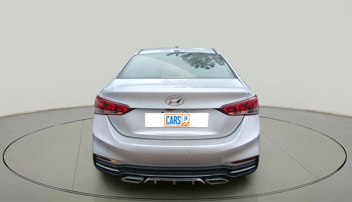 2017 Hyundai Verna 1.6 CRDI SX + AT, Diesel, Automatic, 1,04,893 km, exterior