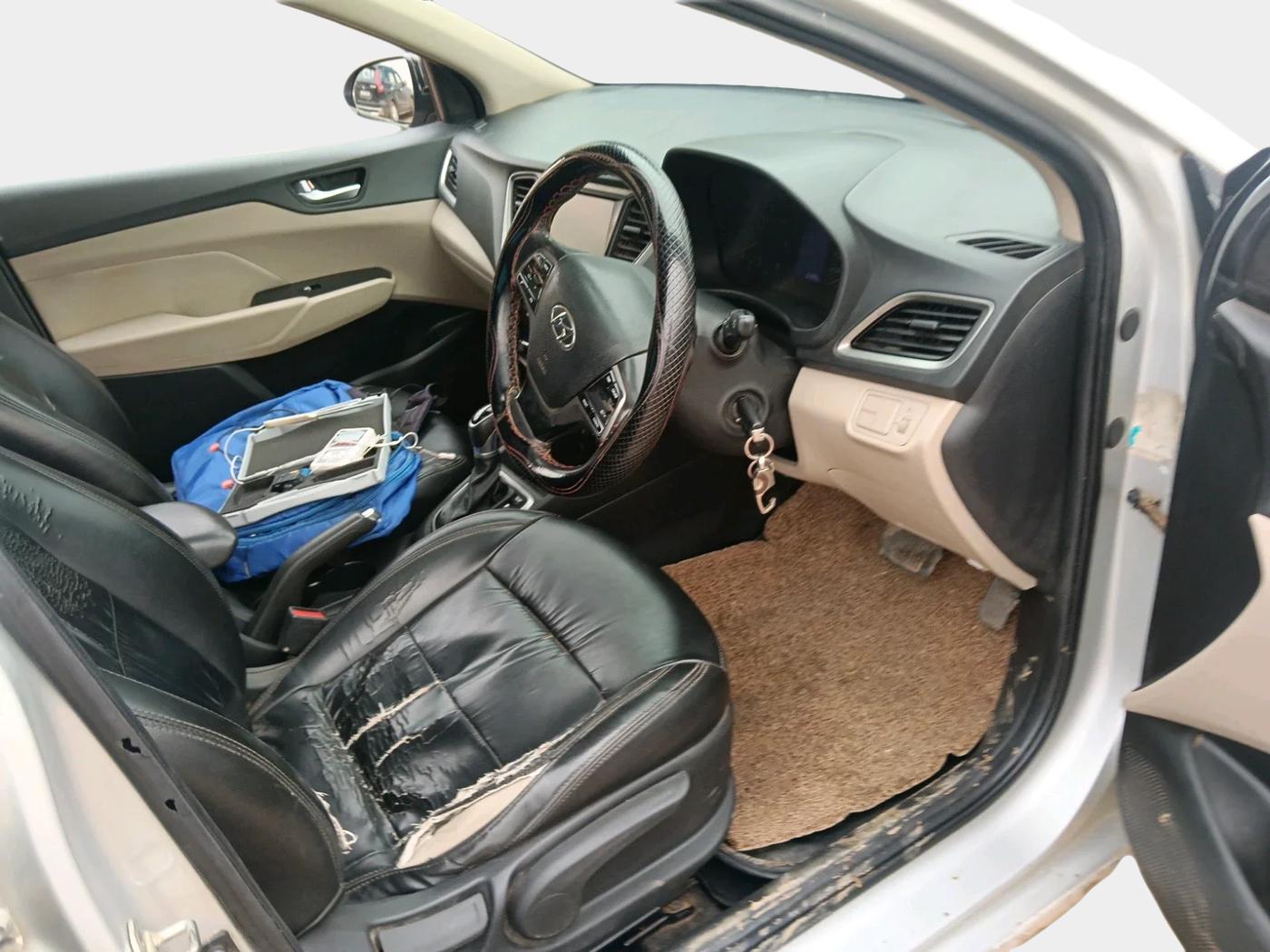 2017 Hyundai Verna 1.6 CRDI SX + AT, Diesel, Automatic, 1,04,893 km, interior
