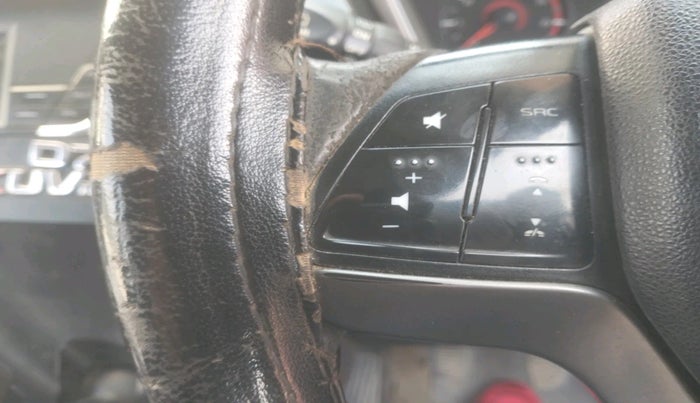 2017 Mahindra Kuv100 K8 D 6 STR, Diesel, Manual, 81,487 km, interior