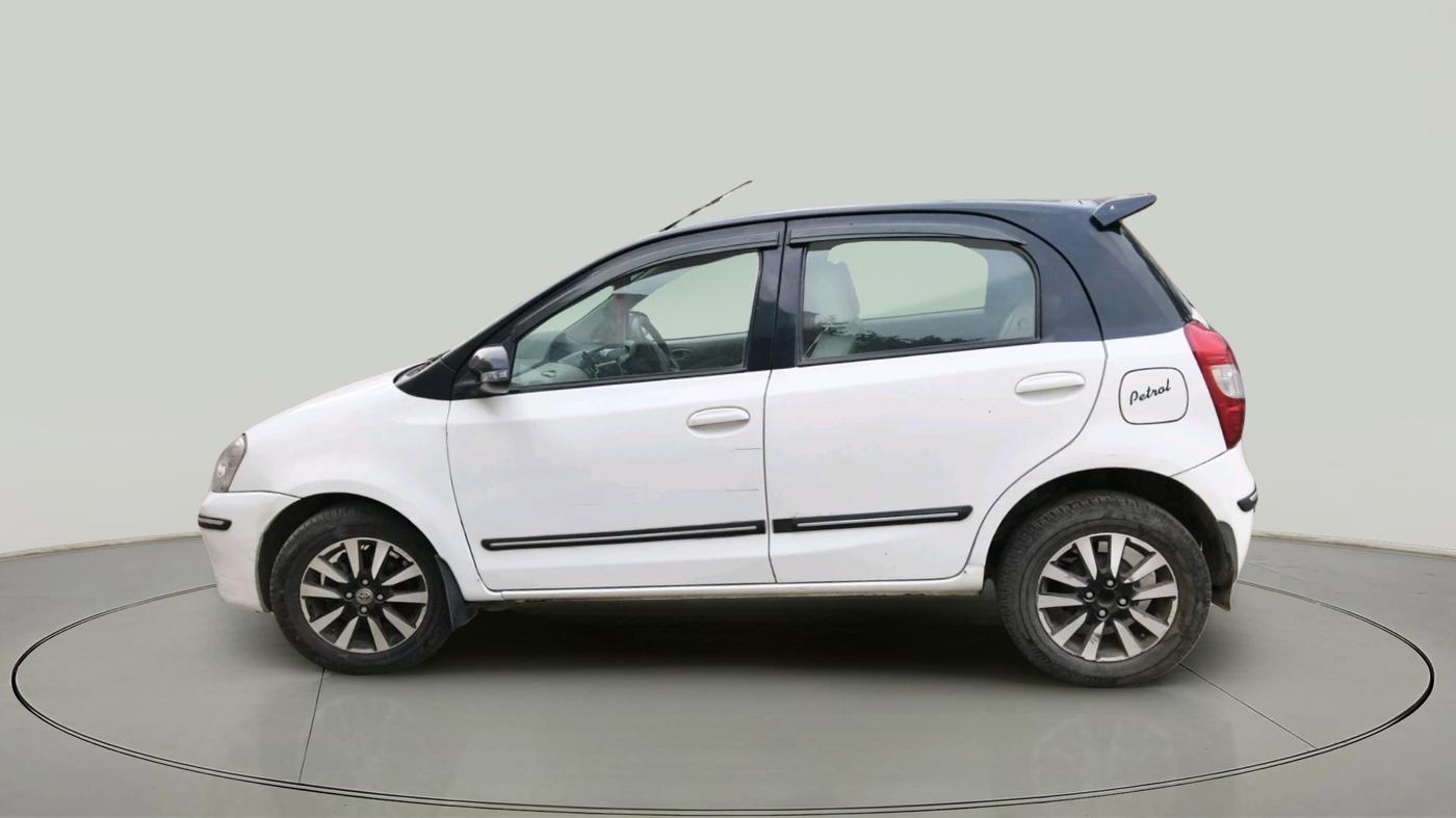 2016 Toyota Etios Liva V, Petrol, Manual, 75,334 km, exterior