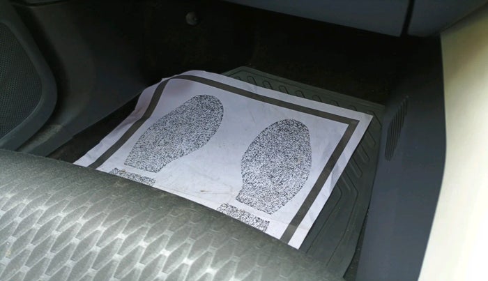 2023 Nissan MAGNITE XE, Petrol, Manual, 50,578 km, interior