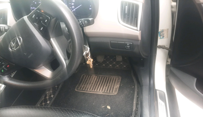 2018 Hyundai Creta SX 1.6 DIESEL, Diesel, Manual, 1,16,586 km, interior