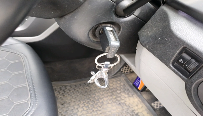 2022 Skoda KUSHAQ AMBITION 1.0L TSI MT, Petrol, Manual, 32,415 km, interior