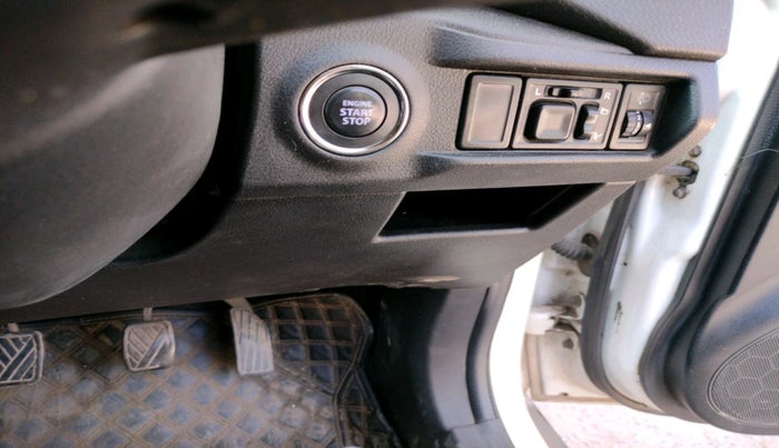 2018 Maruti Vitara Brezza ZDI PLUS, Diesel, Manual, 96,651 km, interior