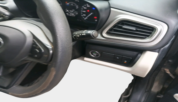 2022 Tata ALTROZ XZ PETROL, Petrol, Manual, 21,595 km, interior