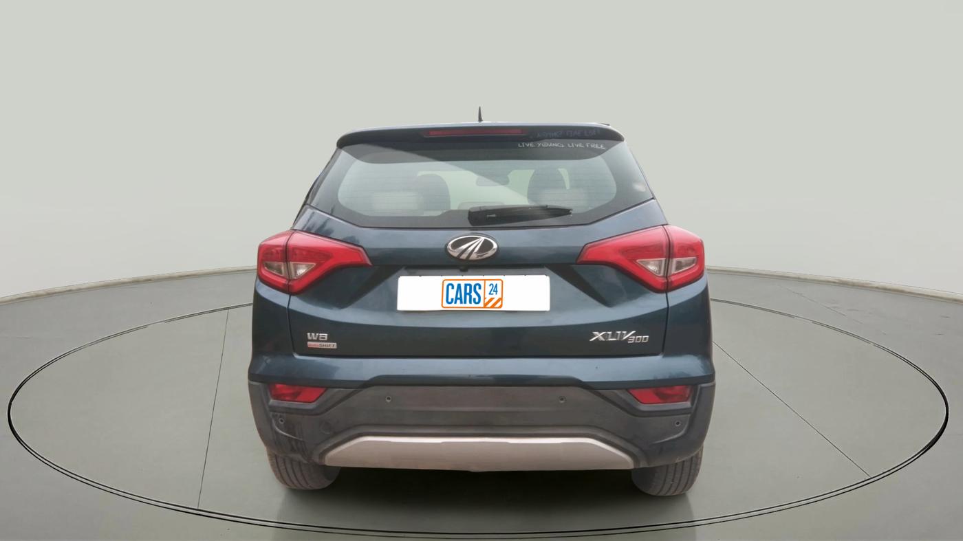 2019 Mahindra XUV300 W8 (O) 1.5 DIESEL AMT, Diesel, Automatic, 95,569 km, exterior