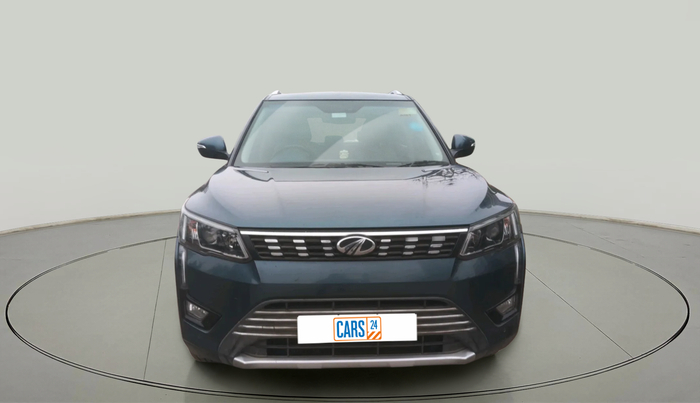 2019 Mahindra XUV300 W8 (O) 1.5 DIESEL AMT, Diesel, Automatic, 95,569 km, exterior