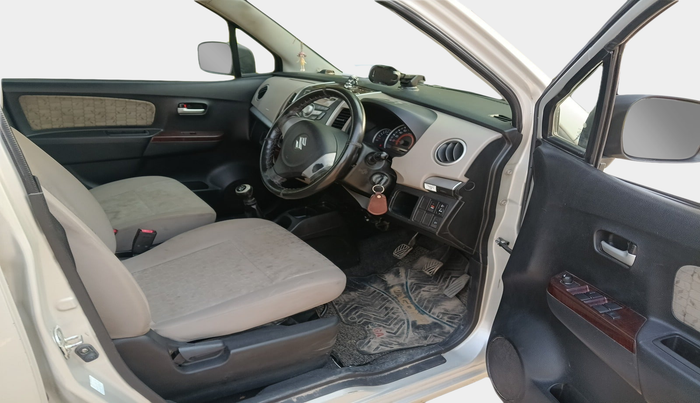 2013 Maruti Wagon R 1.0 VXI, Petrol, Manual, 57,000 km, interior