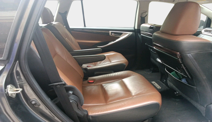2017 Toyota Innova Crysta 2.8 ZX AT 7 STR, Diesel, Automatic, 1,03,814 km, interior