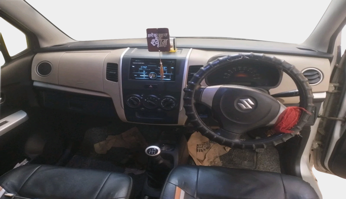 2017 Maruti Wagon R 1.0 LXI, Petrol, Manual, 69,013 km, interior