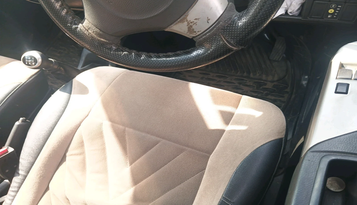 2016 Maruti Wagon R 1.0 LXI CNG, Petrol, Manual, 1,30,631 km, interior