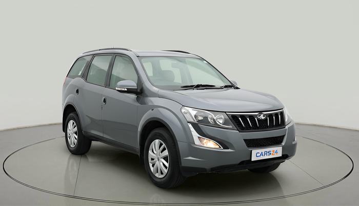 2017 Mahindra XUV500 W6 1.99, Diesel, Manual, 92,654 km, exterior