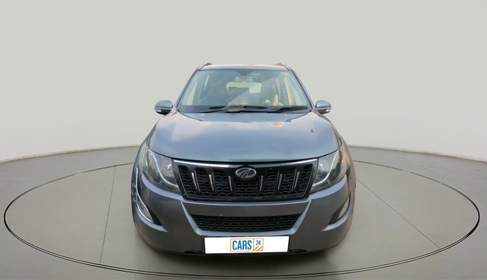 2017 Mahindra XUV500 W6 1.99, Diesel, Manual, 92,654 km, exterior