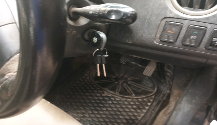 2010 Maruti Swift Dzire LXI, Petrol, Manual, 52,908 km, interior