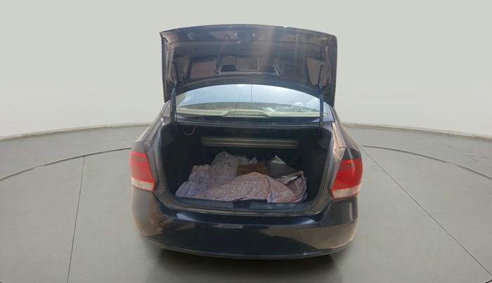 2011 Volkswagen Vento TRENDLINE 1.6, Petrol, Manual, 33,584 km, exterior